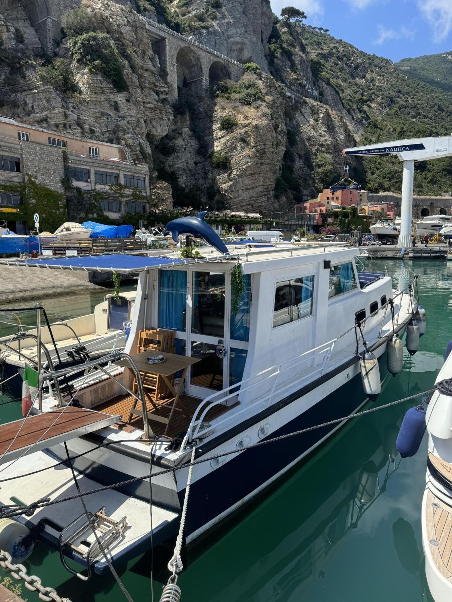 Aloha Jak'S Boat Алассио Экстерьер фото