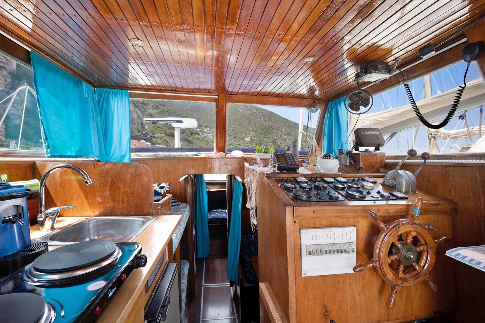 Aloha Jak'S Boat Алассио Экстерьер фото
